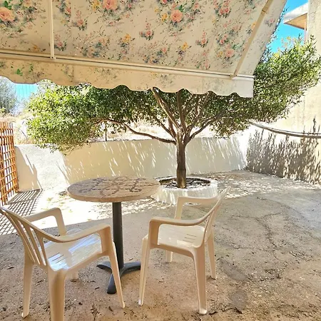 Dimitra Gæstehus Votsi (Alonnisos)